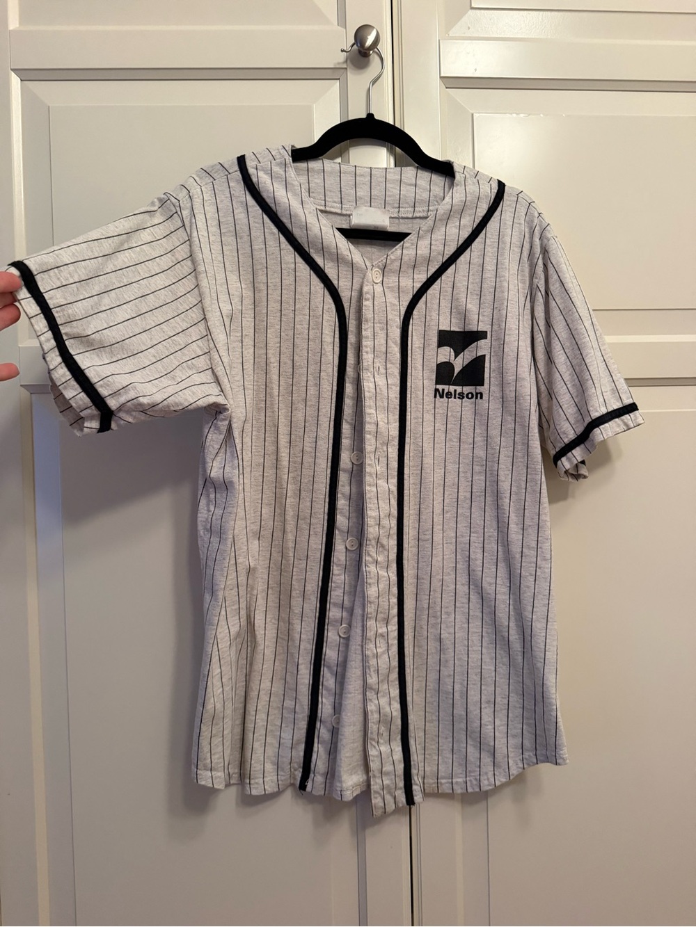 Vintage Men’s grey/white & Black Pinstripe cotton Baseball Shirt - size L